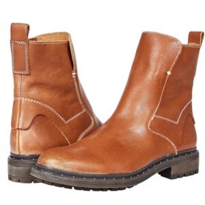 Franco Sarto Santana Leather zip ankle booties. Size 7.5. Whiskey.